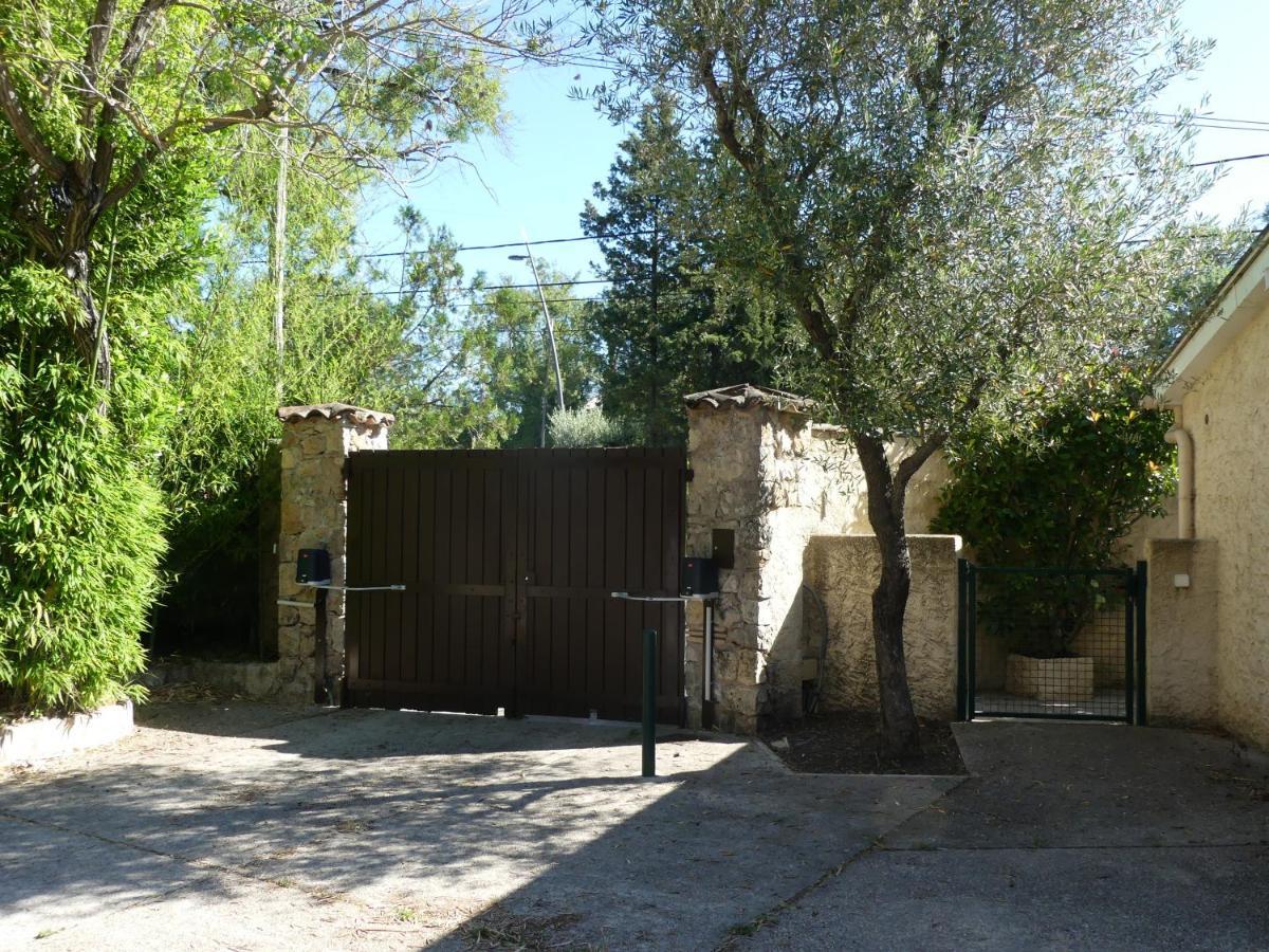 Rez De Jardin Au Calme Et Proche Mer Mandelieu Exteriér fotografie